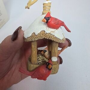 Hallmark Keepsake Christmas Ornament Nature's Sketchbook handcrafted birds‎ 2006